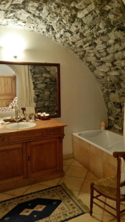 バルスロネット Domaine De Lara Bed & Breakfast 部屋 写真