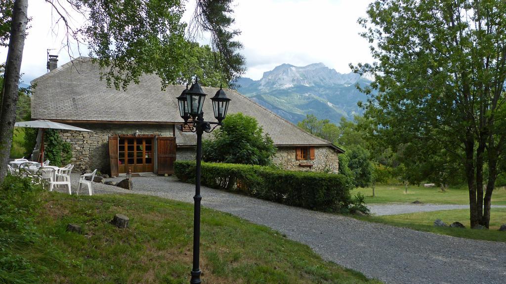 バルスロネット Domaine De Lara Bed & Breakfast エクステリア 写真