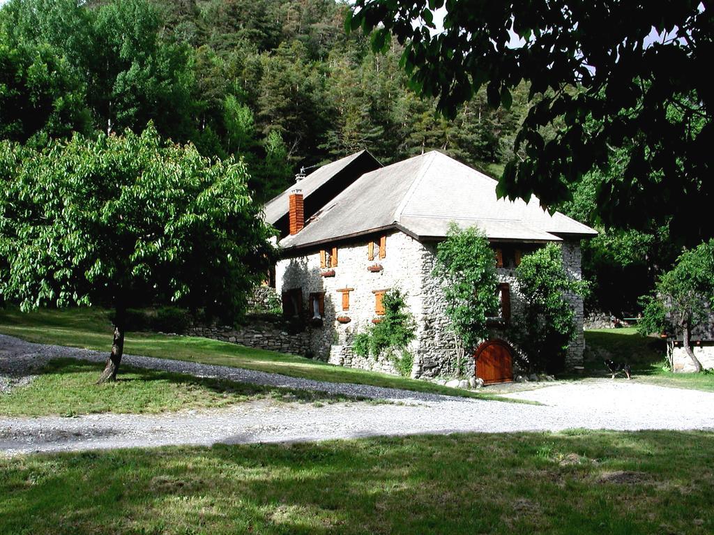 バルスロネット Domaine De Lara Bed & Breakfast エクステリア 写真